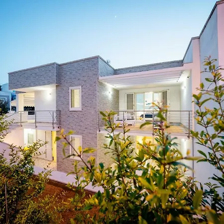 Holiday home Perle Del Mare - Di Pregio 70m Pescoluse *