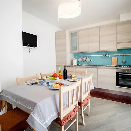 Holiday home Perle Del Mare - Di Pregio 70m Pescoluse